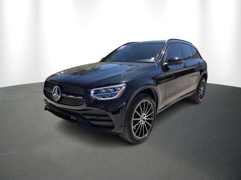 Used 2022 Mercedes-Benz GLC 300 image 2