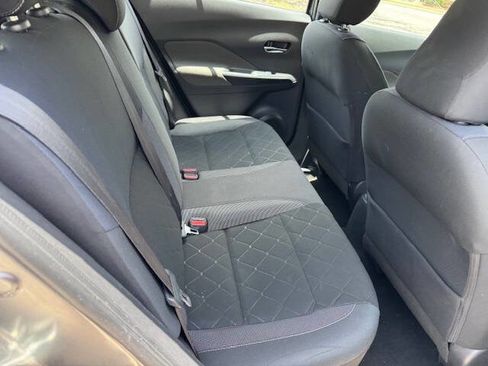 Used 2019 Nissan Kicks SV image 16
