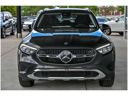 Certified 2026 Mercedes-Benz GLC 350e 4MATIC image 2