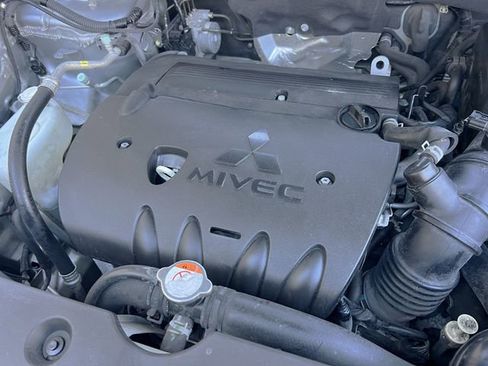 Used 2017 Mitsubishi Outlander Sport LE image 31