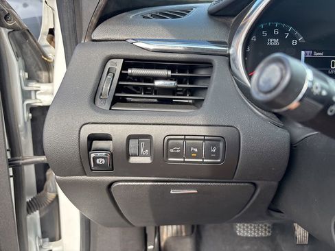 Used 2015 Chevrolet Impala LTZ FWD image 12
