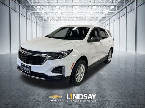 Used 2022 Chevrolet Equinox LT image 1