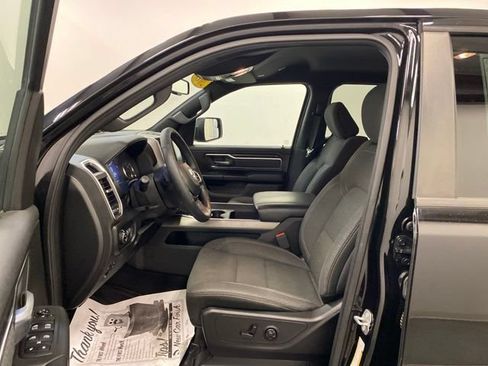 Used 2019 RAM 1500 Big Horn AWD/4WD image 9