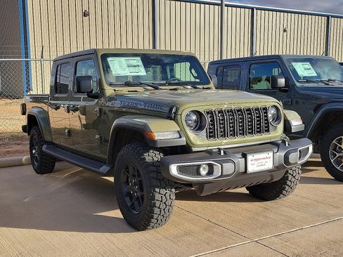 New 2026 Jeep Gladiator Sport image 6