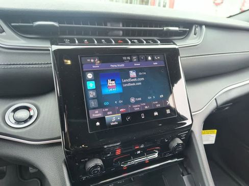 New 2026 Jeep Grand Cherokee Laredo X image 16