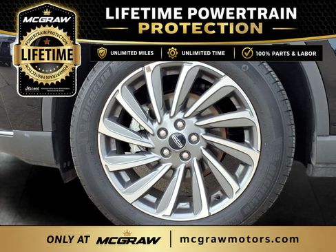 Used 2025 Lincoln Corsair Reserve AWD/4WD image 8