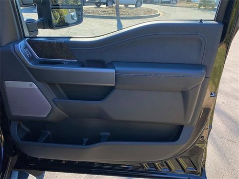 Used 2026 Ford F450 Lariat image 37