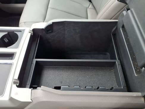 Used 2019 Ford F150 Lariat RWD image 15