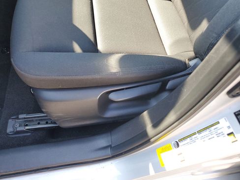 Used 2024 Toyota Corolla LE image 18