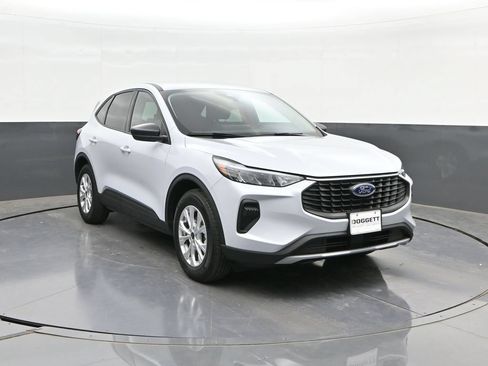 Used 2025 Ford Escape Active w/ Tech Pack #1 FWD image 22