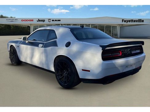 Used 2023 Dodge Challenger R/T Scat Pack w/ T/A Package image 5