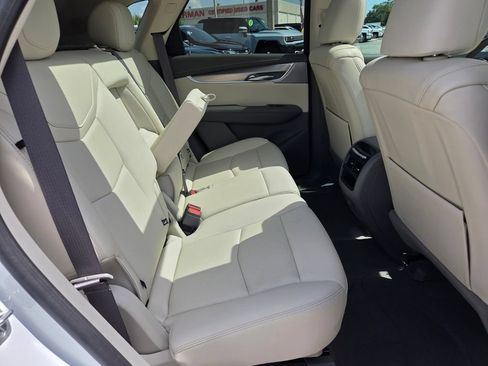 Used 2024 Cadillac XT5 Premium Luxury FWD image 16