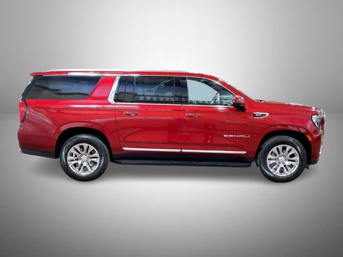 Certified 2024 GMC Yukon XL Denali w/ Advanced Technology Package AWD/4WD image 4