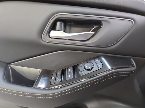 New 2026 Nissan Rogue SV FWD image 26