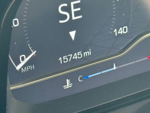 Used 2024 GMC Yukon Denali w/ Advanced Technology Package image 21