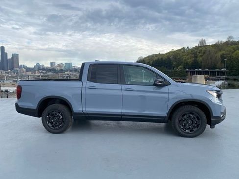 New 2026 Honda Ridgeline TrailSport image 3