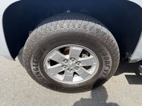 Used 2020 Chevrolet Colorado W/T w/ WT Convenience Package image 7