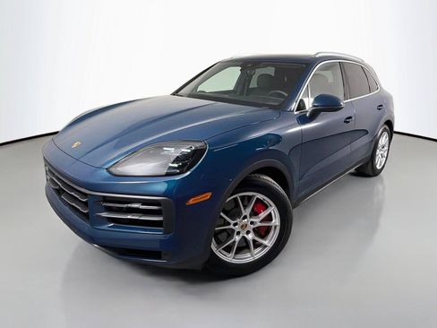 Certified 2026 Porsche Cayenne S AWD/4WD image 1