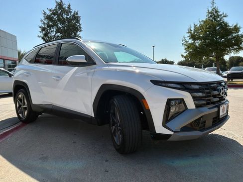 Used 2026 Hyundai Tucson SEL FWD image 4