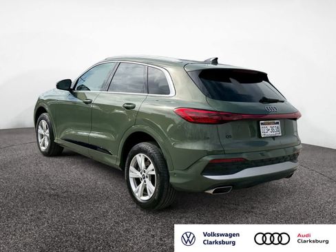 Certified 2025 Audi Q5 Premium w/ Convenience Package image 3