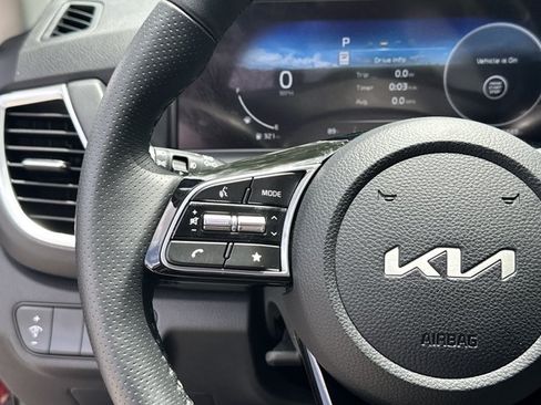 Certified 2025 Kia Seltos SX AWD/4WD image 29