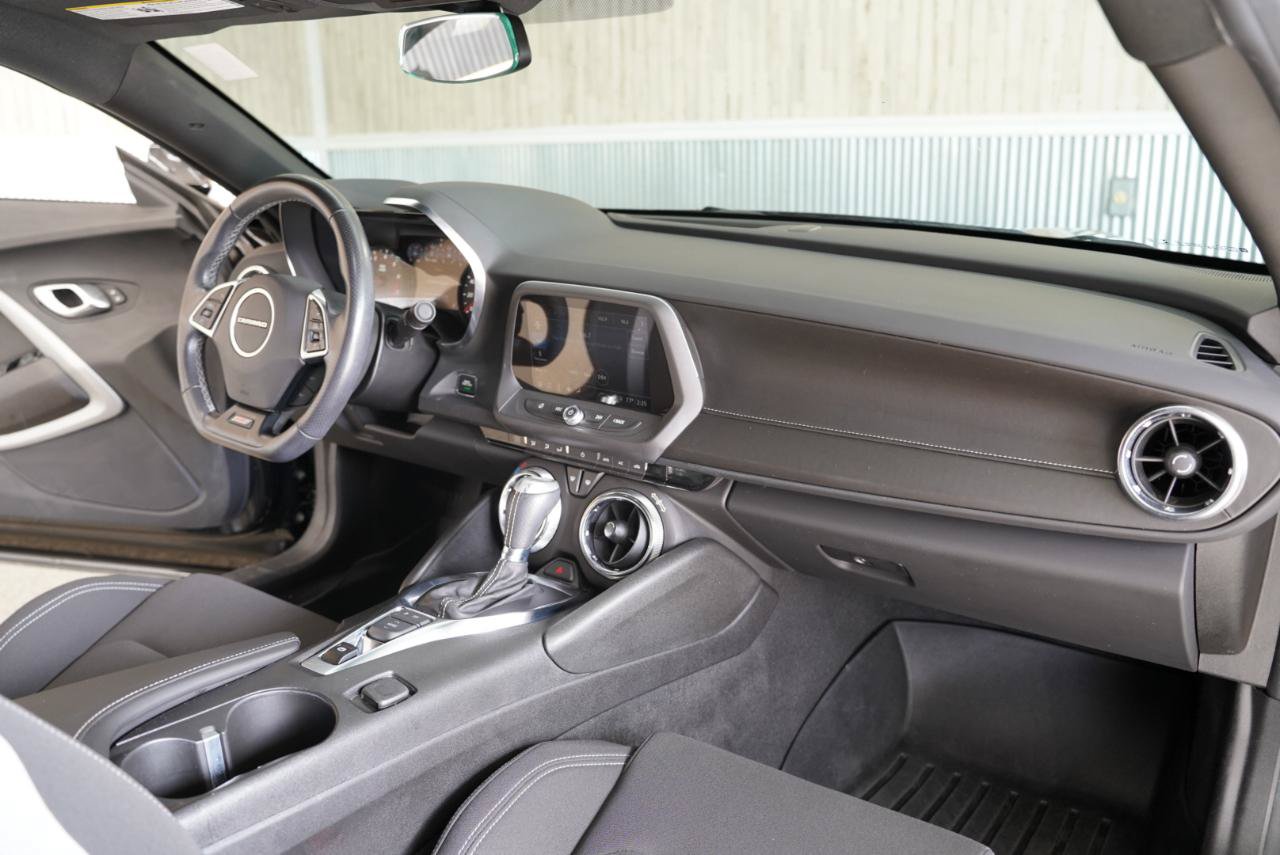 Used 2022 Chevrolet Camaro SS RWD image 16