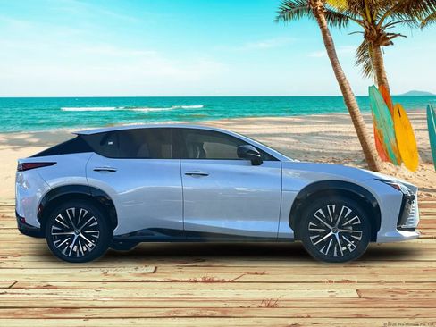 Used 2023 Lexus RZ 450e Premium w/ Technology Package image 7