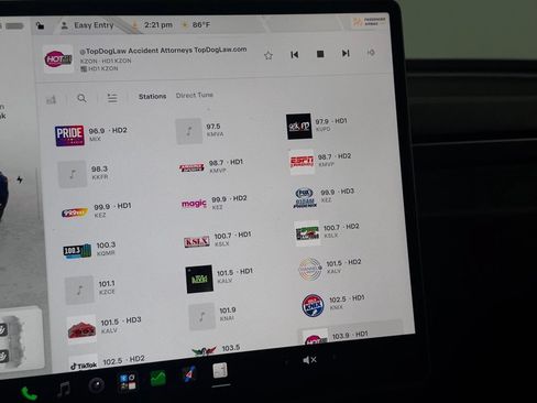 Used 2025 Tesla Model 3 RWD image 16