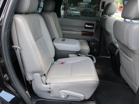 Used 2012 Toyota Sequoia Platinum AWD/4WD image 26