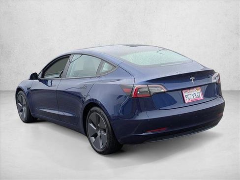 Used 2022 Tesla Model 3 image 8
