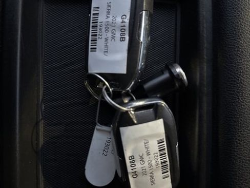 Used 2021 GMC Sierra 1500 SLE w/ Preferred Package image 26