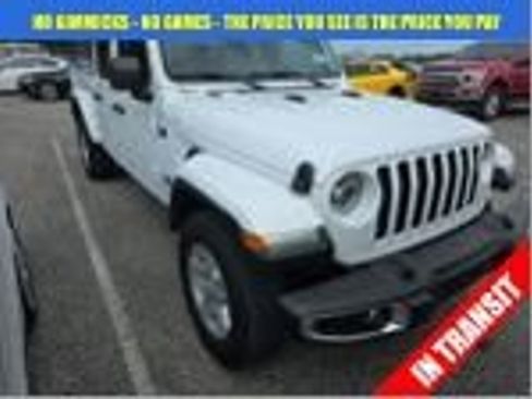 Used 2022 Jeep Gladiator Sport image 1