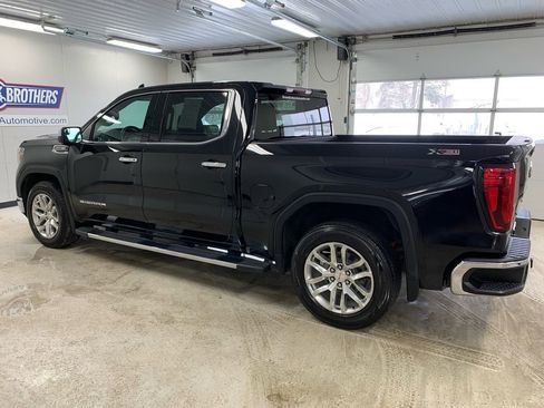 Used 2021 GMC Sierra 1500 SLT w/ X31 Off-Road Package image 3