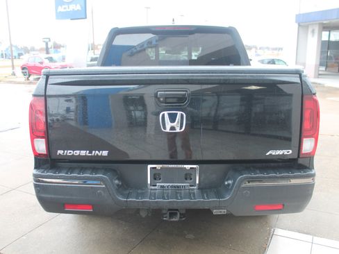 Used 2017 Honda Ridgeline Black Edition image 6