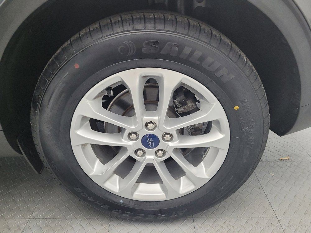 Used 2021 Ford Escape SE w/ SE Sport Appearance Package FWD image 31