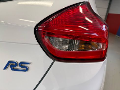 Used 2017 Ford Focus RS image 10