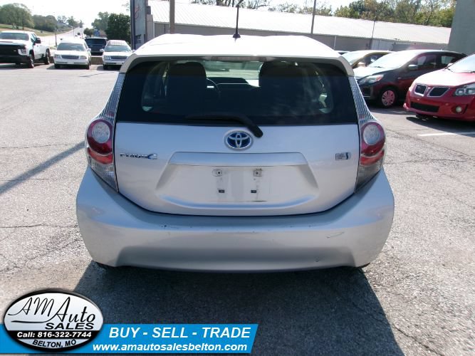 Used 2014 Toyota Prius C Two FWD image 4