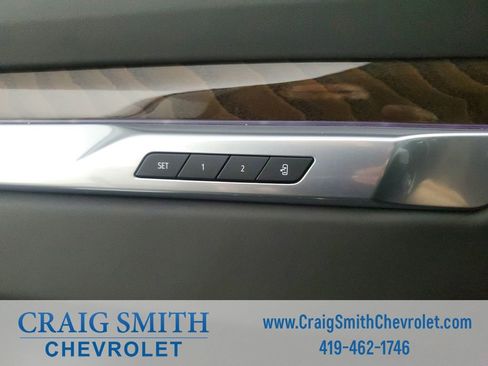 Used 2025 Cadillac Escalade Sport Platinum w/ LPO, Floor Liner Package AWD/4WD image 30