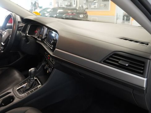 Used 2019 Volkswagen Jetta SE FWD image 24
