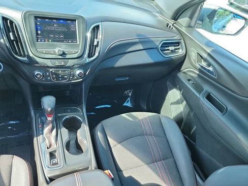 Used 2023 Chevrolet Equinox RS FWD image 18