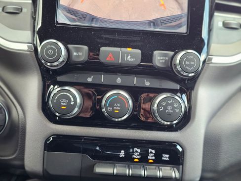New 2026 RAM 1500 Big Horn w/ Night Edition AWD/4WD image 13