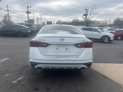 Used 2023 Nissan Altima 2.5 SV w/ SV Premium Package image 6