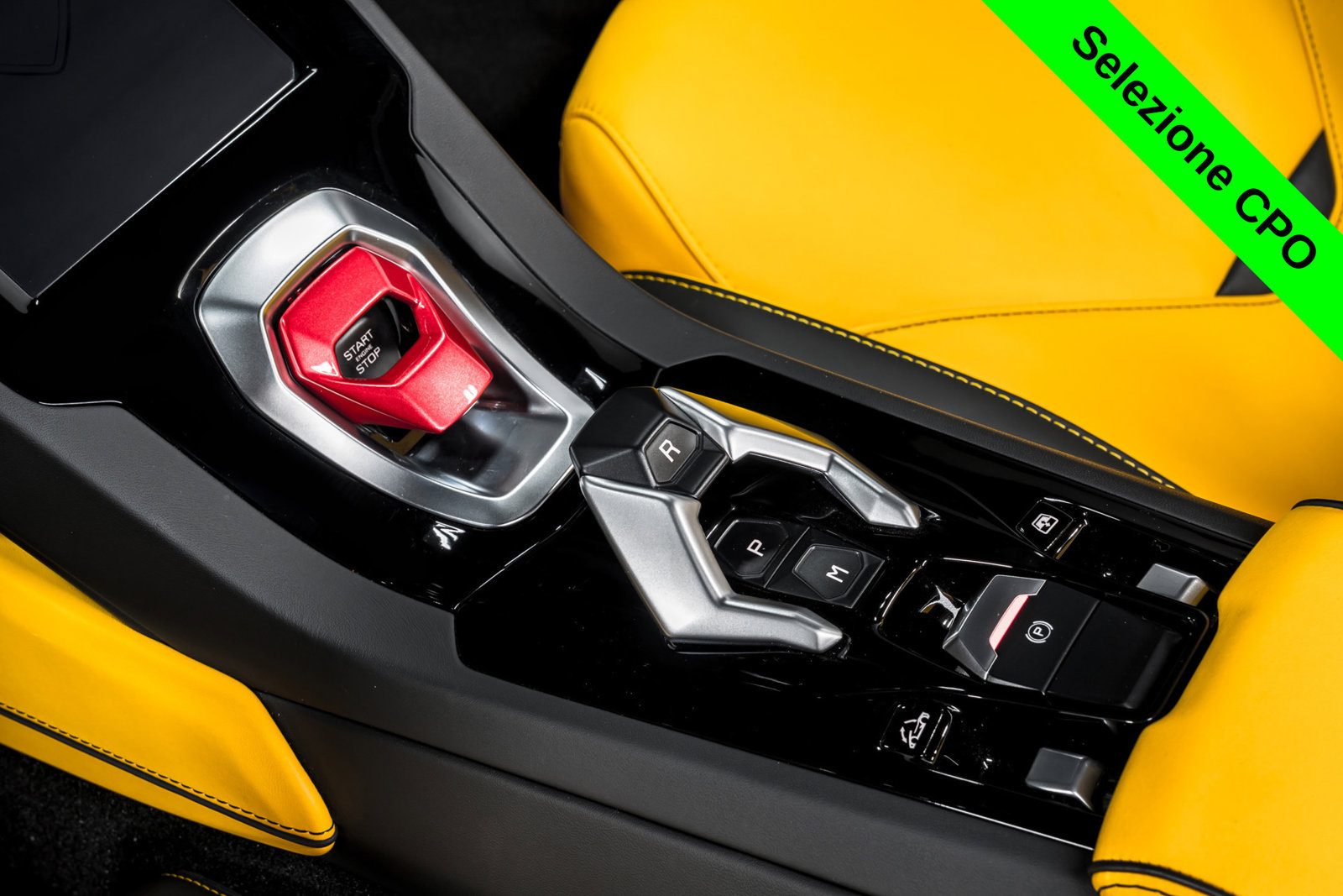 Used 2023 Lamborghini Huracan EVO AWD/4WD image 28