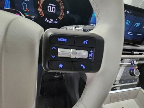 New 2026 Hyundai Santa Fe SEL FWD image 13