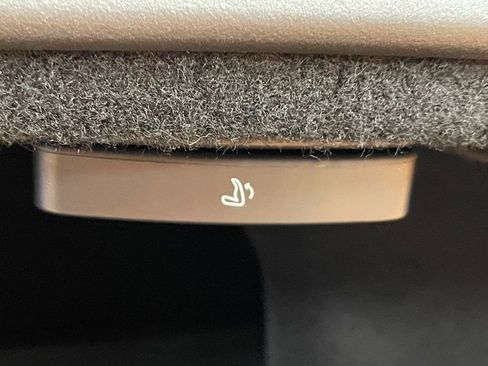 Used 2023 Lucid Air Grand Touring image 25