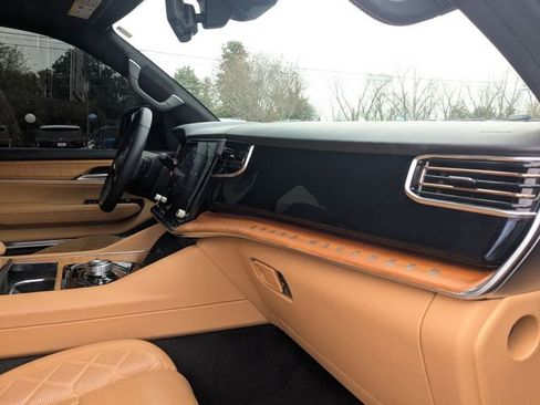 Used 2024 Jeep Grand Wagoneer Series III w/ Rear Seat Video Group 1 image 37