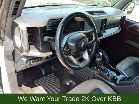Used 2023 Ford Bronco Wildtrak AWD/4WD image 9