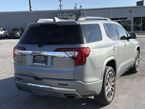 Used 2023 GMC Acadia Denali w/ Denali Technology Package FWD image 3