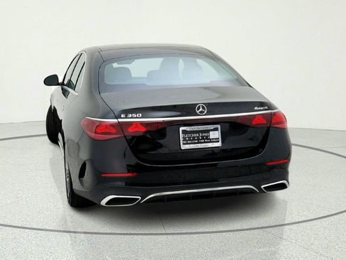 Used 2025 Mercedes-Benz E 350 4MATIC Sedan image 11
