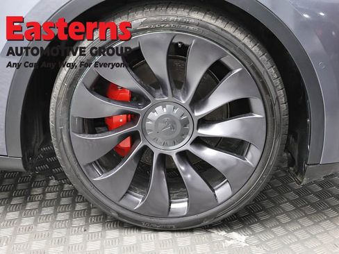 Used 2021 Tesla Model Y Performance image 27